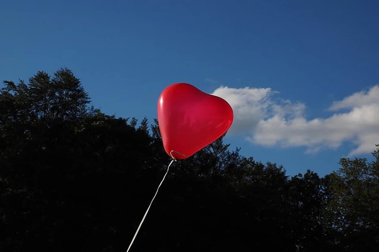 Kahve Falında Kalp Şeklinde Balon Ne Anlama Gelir?