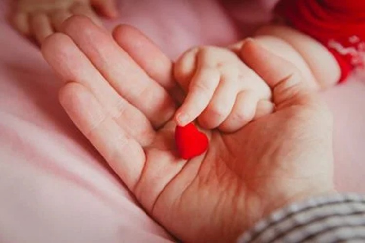 Kan Grubu Babadan Mı Geçer?