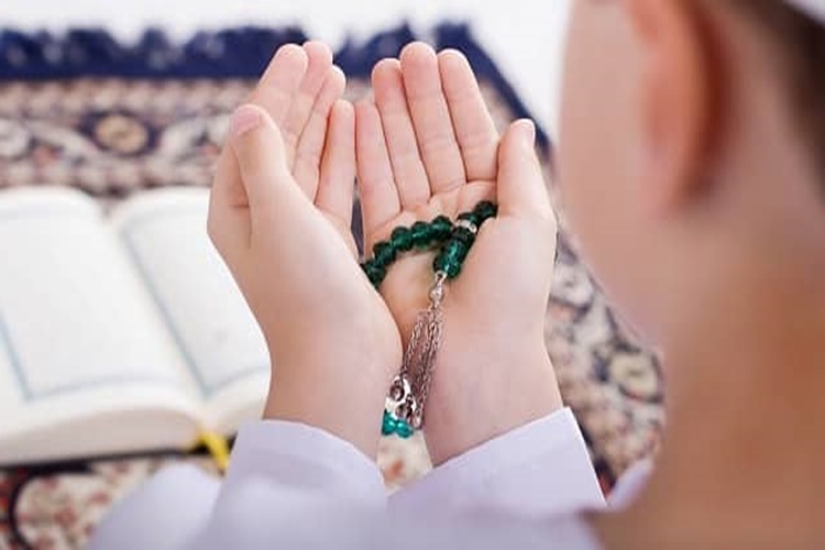 Kandil Gecesi Tek Gün Oruç Tutulur Mu?