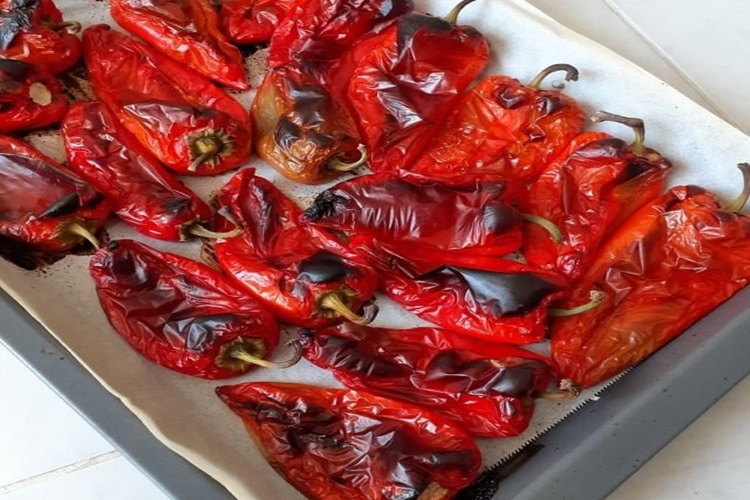 Kapya Biber Fırında Kaç Derecede Közlenir?