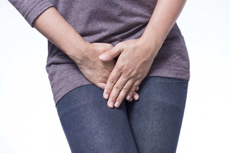 Karanfil Yağı Genital Bölgeye Sürülür Mü?