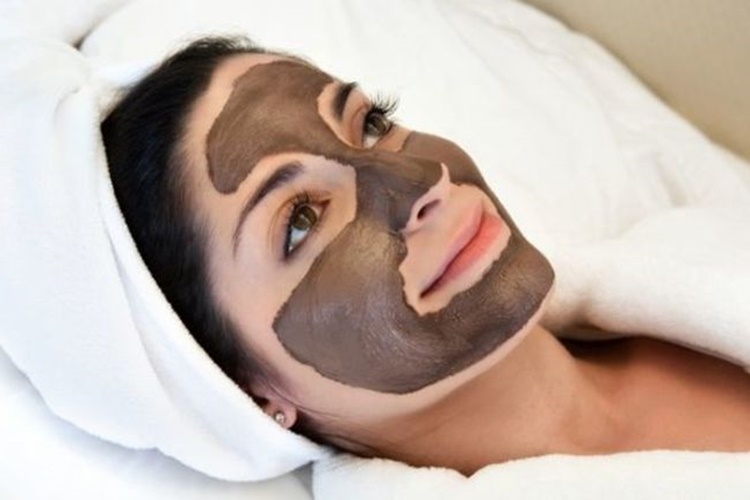 Karbon Peeling Ve Dermapen Arasındaki Fark Nedir?