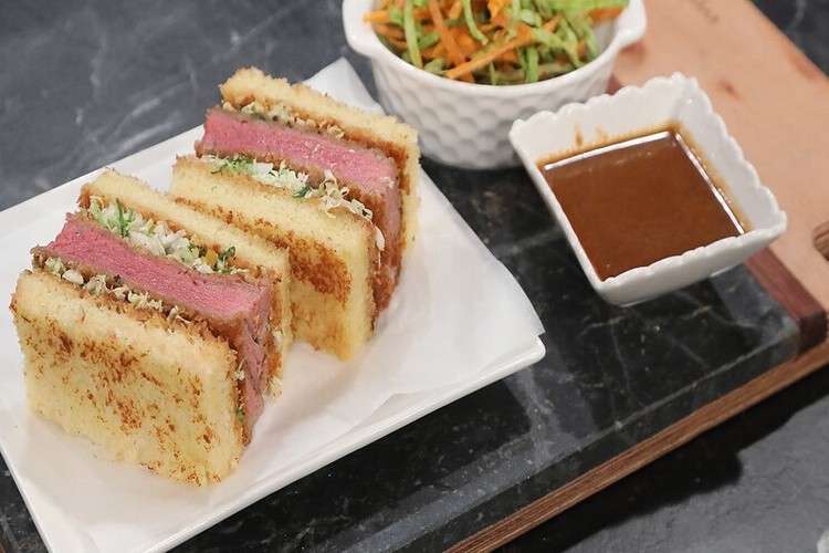 Katsu Sando Tarifi Nedir? Katsu Sando Nasıl Yapılır?