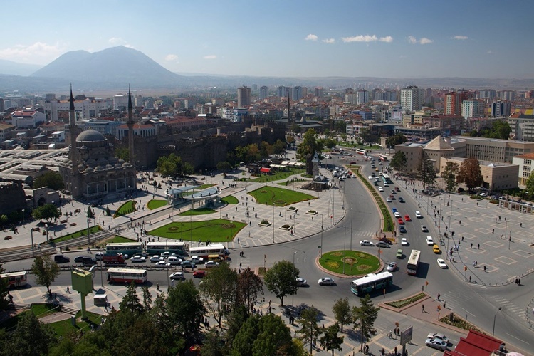 Kayseri Büyükşehir Belediye Başkanı 2023 Maaşı Ne Kadar?