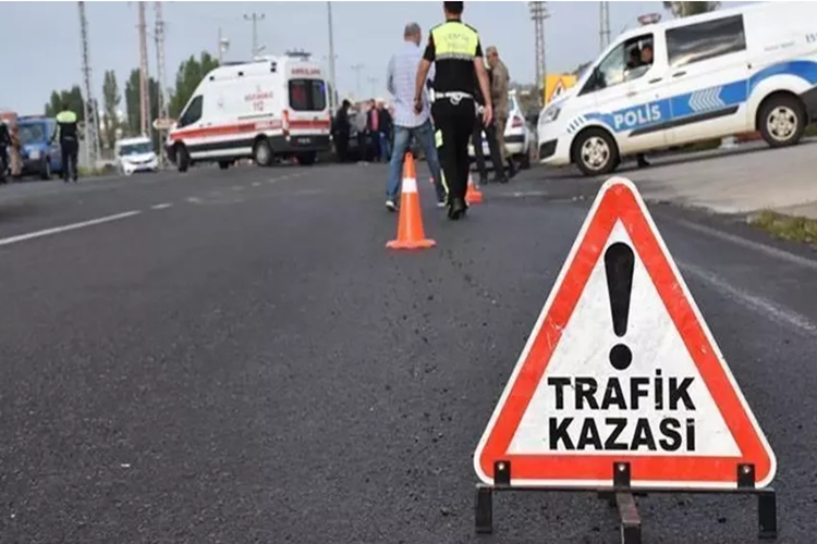 Kayseri'de feci kaza: Yolcu dolu midibüs devrildi, çok sayıda yaralı!