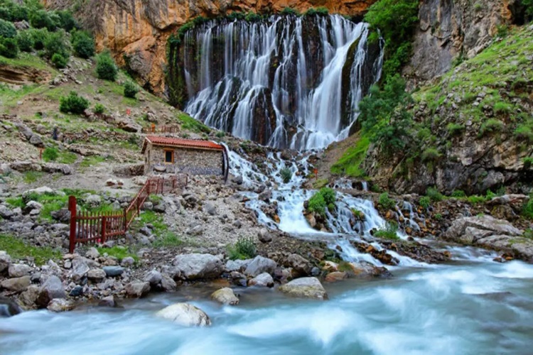 Kayseri Özvatan 2023 Nüfusu Kaçtır?