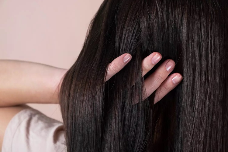 Keratin Göze Zarar Verir Mi?