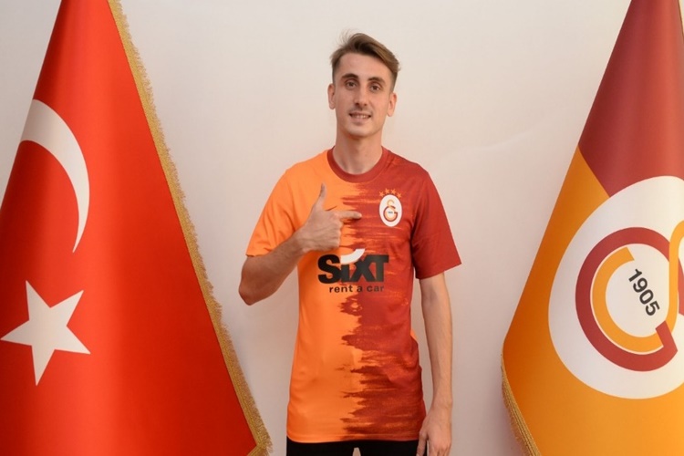 Kerem Aktürkoğlu Hangi Mevkide Oynuyor?