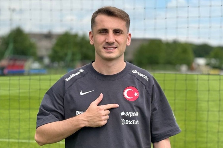 Kerem Aktürkoğlu Umreye Ne Zaman Gitti?