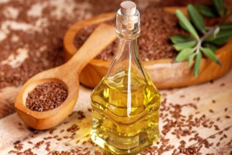 Keten Yağı Cilt Lekelerine İyi Gelir Mi?