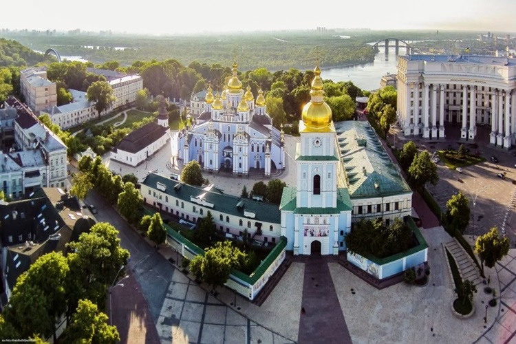 Kiev Gezisi Ne Kadar?