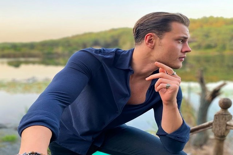 Kısmetse Olur Tolga Kandemir Kimdir?