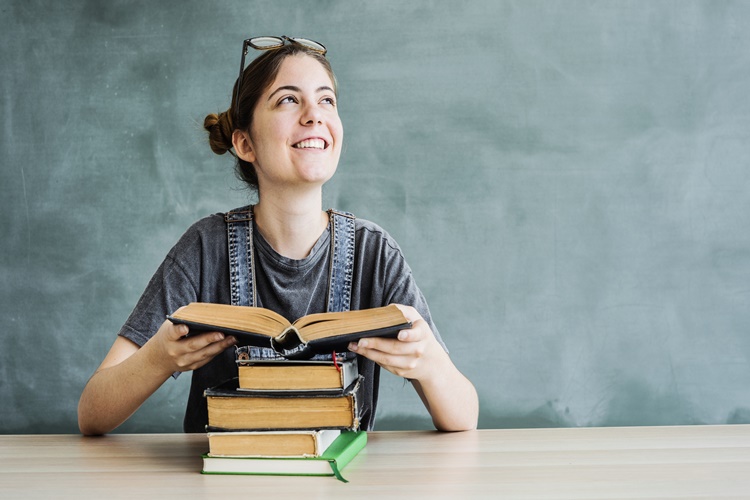 Kitap Okumak Neye İyi Gelir?