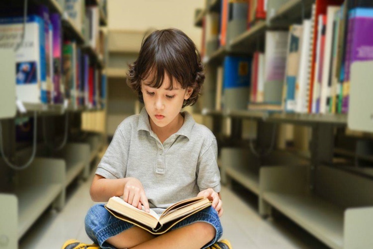 Kitap Okurken Klasik Müzik Dinlenir Mi?