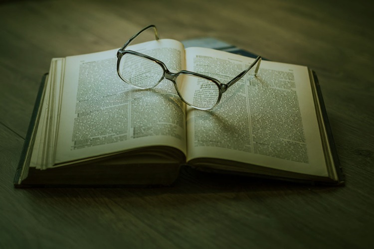Kitap Okurken Noktalama İşaretlerinde Neden Durulur?