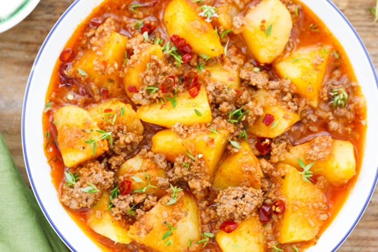  Kıymalı Patates Yemeği Tarifi