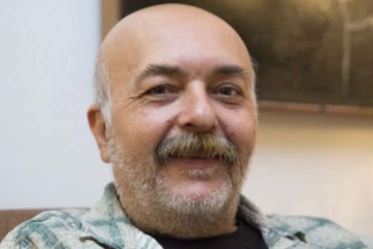 Kızılcık Şerbeti Abdullah Kaç Yaşındadır?