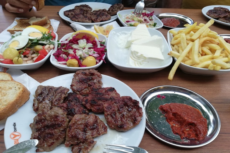 Köfteci Yusuf Neden Ucuz?