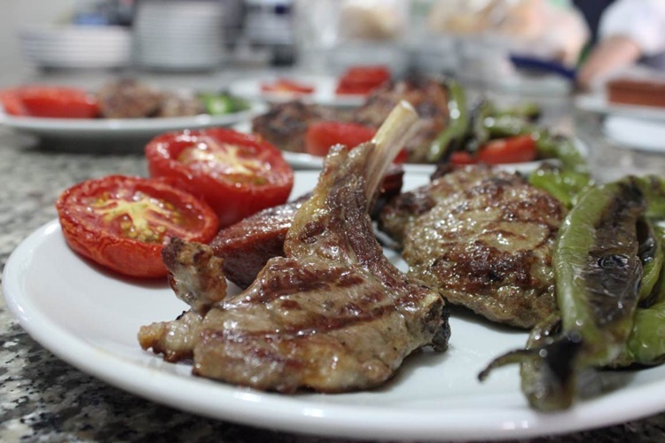 Köfteci Yusuf’ta Rezervasyon Yapılıyor Mu?