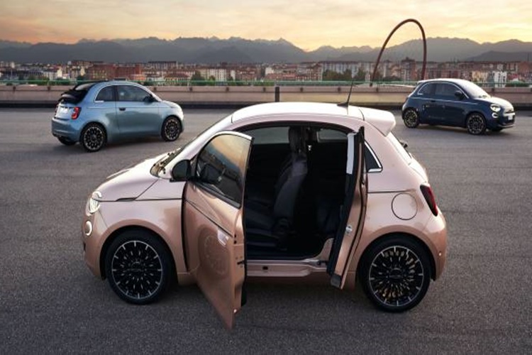 Konforlu Ve Şık Tasarıma Sahip Olan Fiat 500 Hakkında En Çok Merak Edilenler