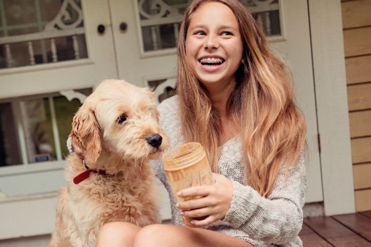 Köpekler Fıstık Yerse Ne Olur?