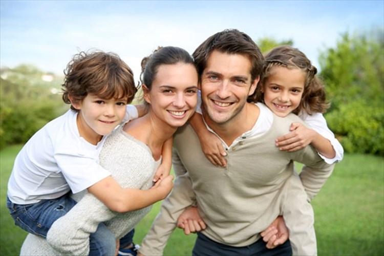 Koruyucu Aile Evlat Edinme Farkı Nedir?