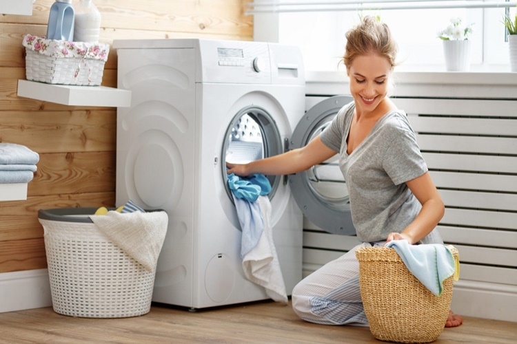 Kot Pantolon Çamaşır Makinesinde Kaç Derecede Yıkanır?