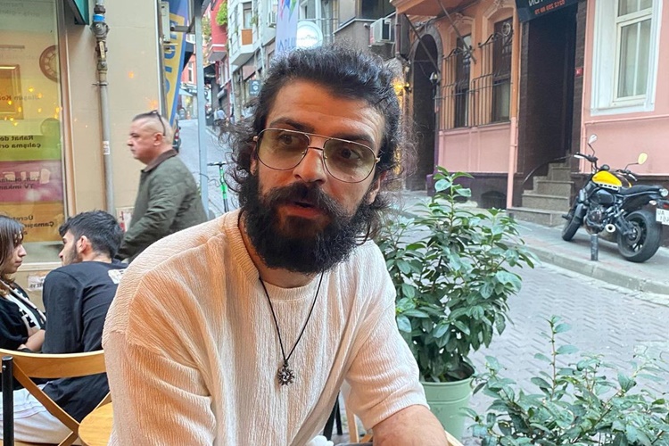 Koyu Beyaz Dizisi Hangi Kanalda?