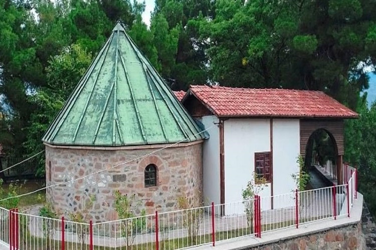Koyun Baba Türbesi Nerede?