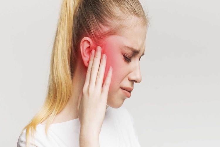 Kulak Kristali Oynaması Tedavisi Nedir?