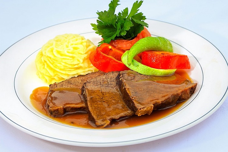 Külbastı Hangi Etten Yapılır?