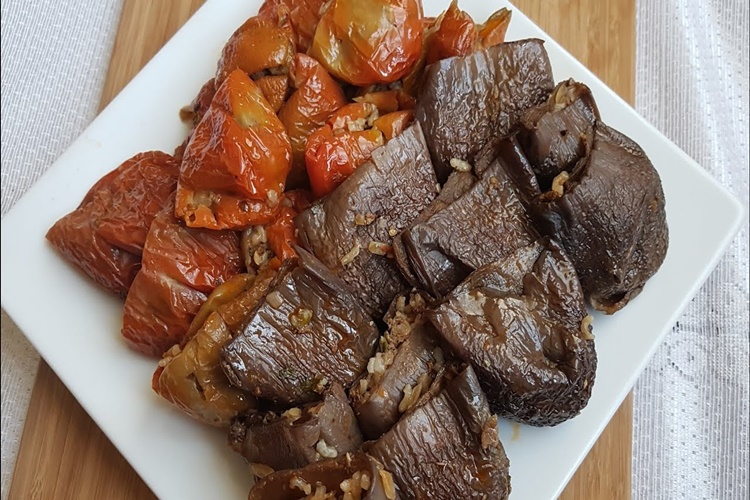 Kuru Dolmanın Yanına Ne Gider?