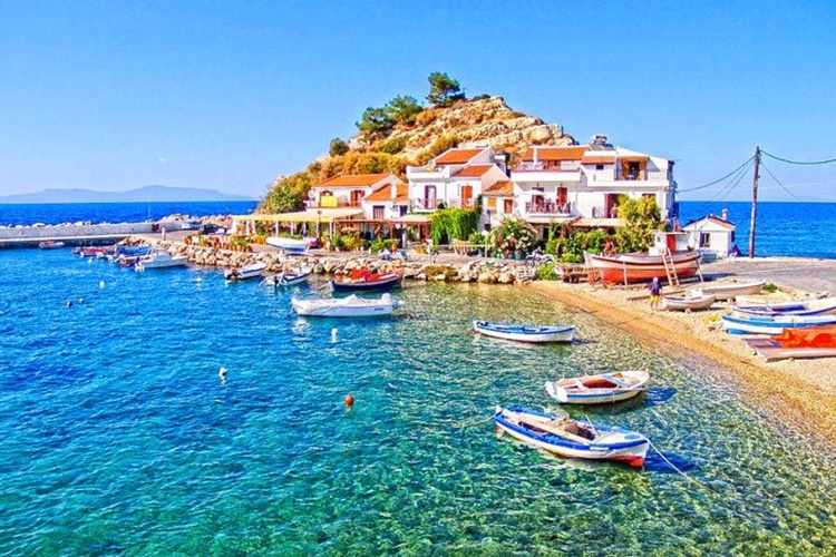 Kuşadası Derinliği Kaç Metre?