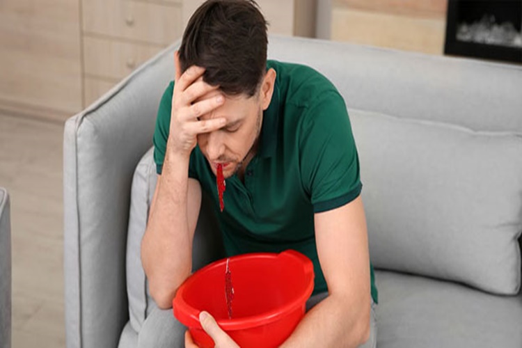 Kusarken Kan Gelmesi Neden Olur?