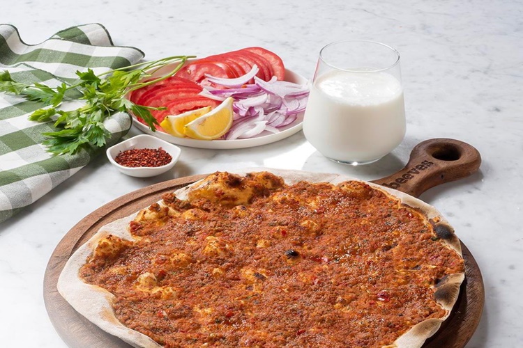 Lahmacun Ağız Kokusu Yapar Mı?