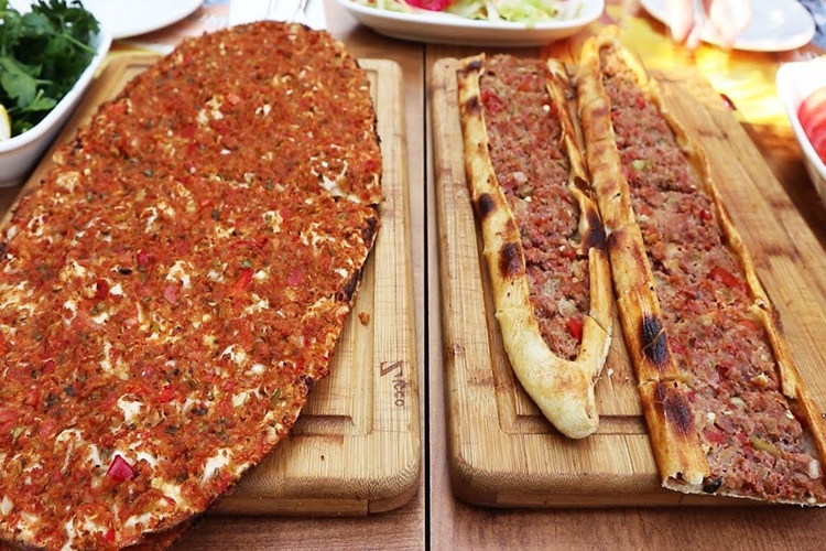 Lahmacun ve Pide Farkı Nedir?