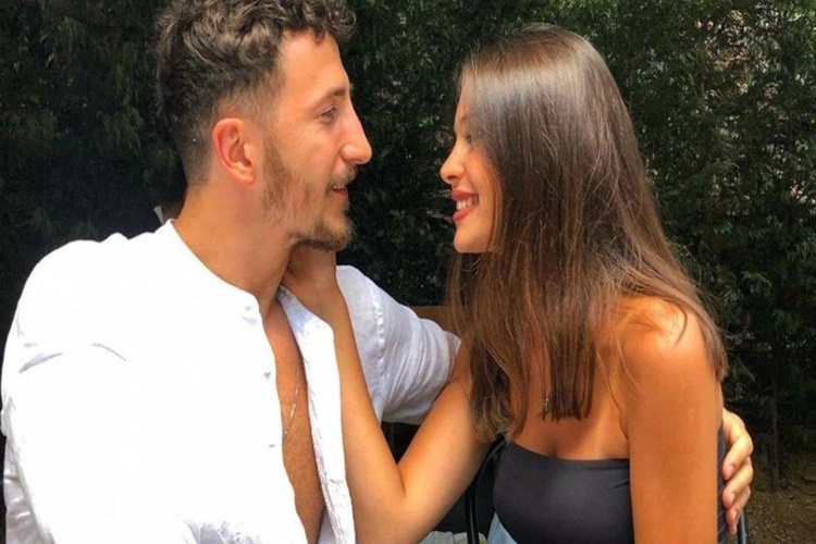 Lale Onuk Ve Çağla Altunkaya Arkadaş Mı?