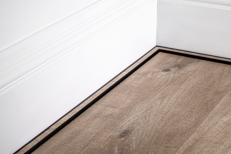 Laminat Süpürgelik Nasıl Yapıştırılır?