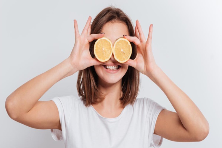 Limon Kolonya Cildi Beyazlatır Mı?