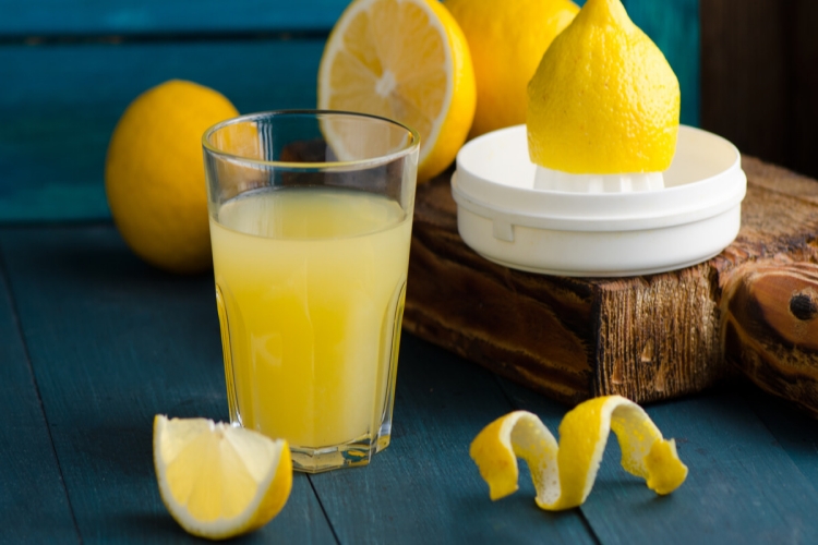 Limon Suyu Ateş Düşürür Mü?