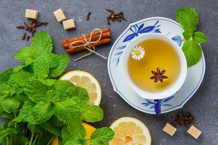 Limonlu Çay Mide Ağrısına İyi Gelir Mi?