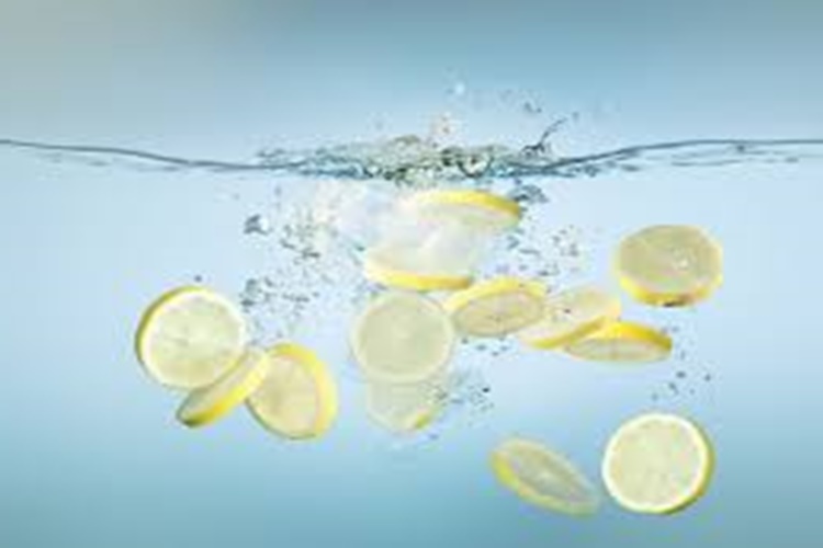 Limonlu Su Damarları Temizler Mi?