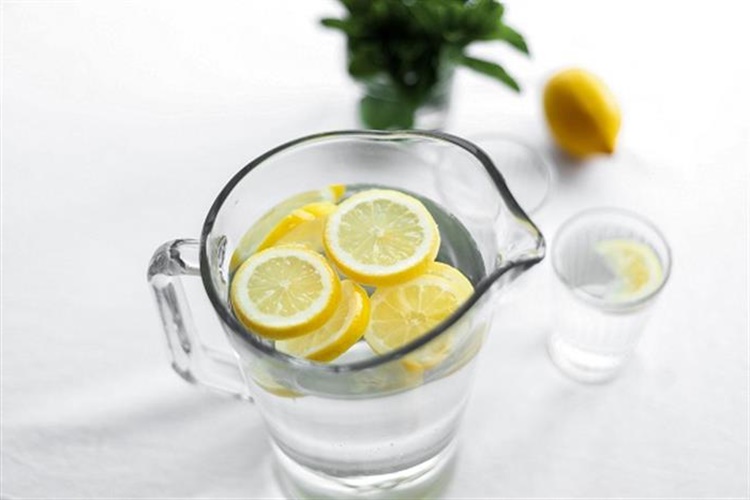 Limonlu Su Kan Sulandırır Mı?
