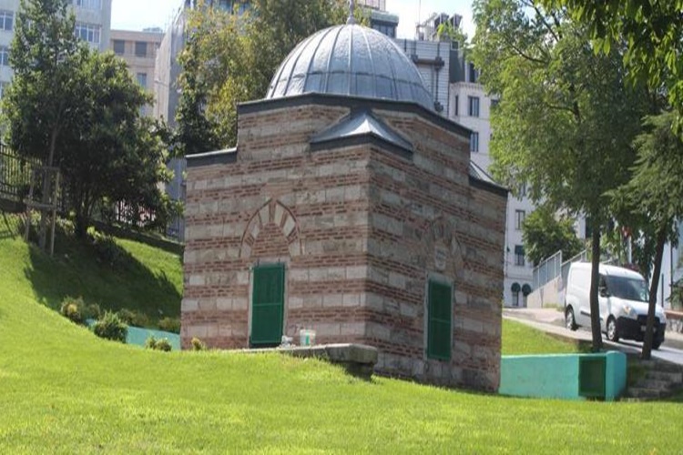 Lohusa Sultan Türbesi Nerede?