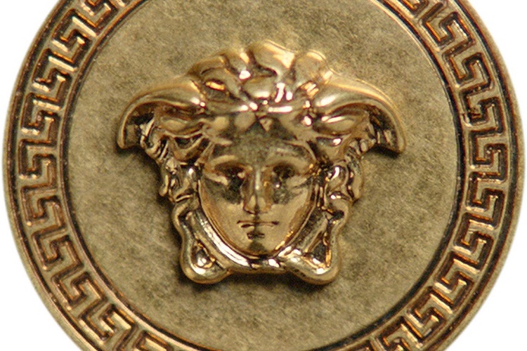 Lüks İtalyan Markası Versace Hakkında Merak Edilenler