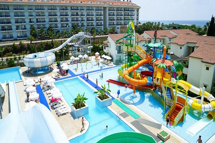 Lyra Otel Sahibi Kim?