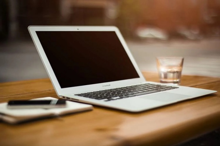 Mac Bilgisayar Nasıl Açılır?