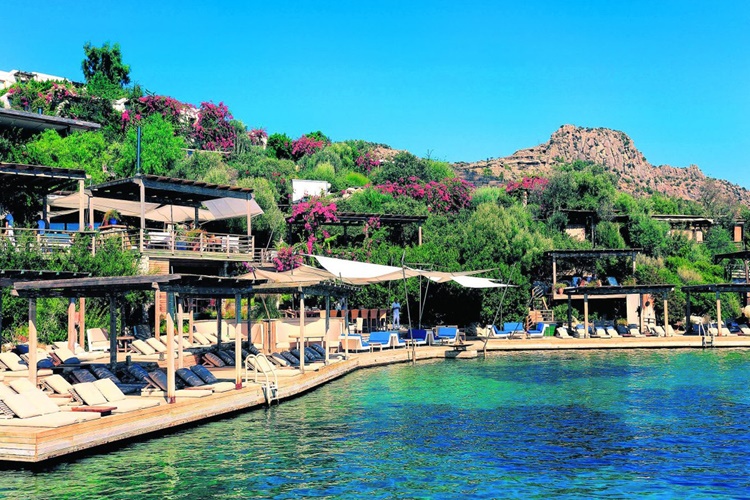 Maça Kızı Otel Sahibi Kim?