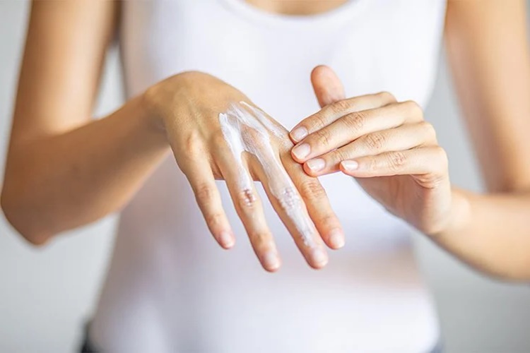 Madeleb Krem Yanığa İyi Gelir Mi?