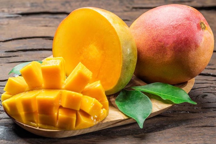 Mango Meyvesi Nasıl Doğranır?